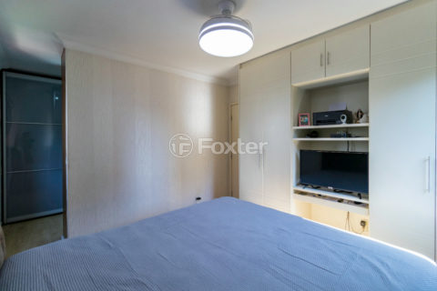 Image 21 - 1028907