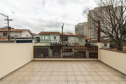 Image 19 - 1028913