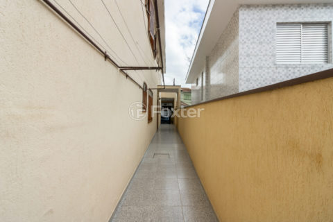 Image 11 - 1028913