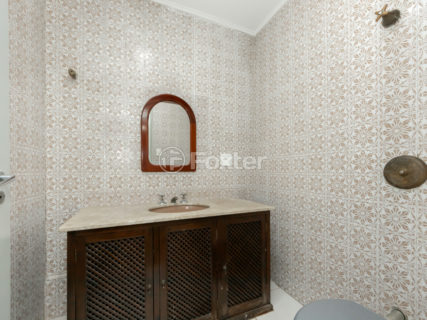 Image 30 - 1028917