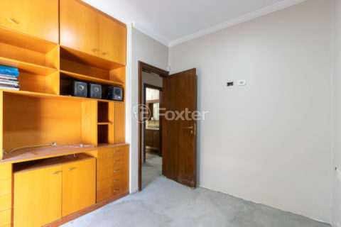 Image 21 - 1028927