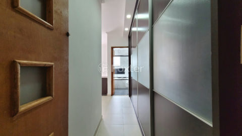 Image 44 - 1028928