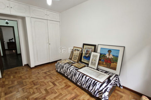 Image 35 - 1028930