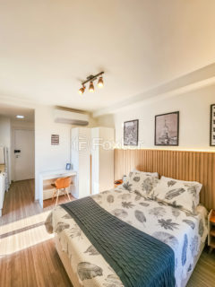 Image 4 - 1028931