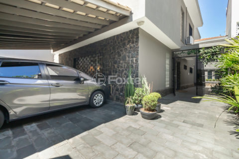 Image 35 - 1028932