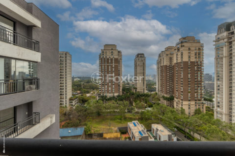 Image 1 - 1028937