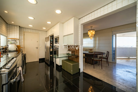 Image 30 - 1028938
