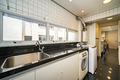 Image 37 - 1028938
