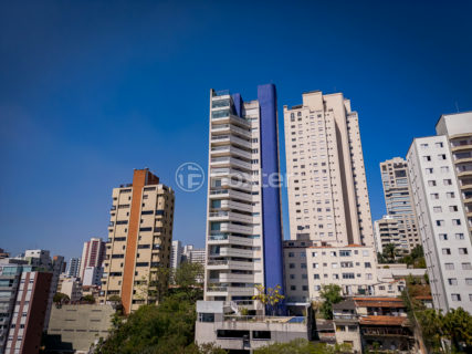 Image 84 - 1028938
