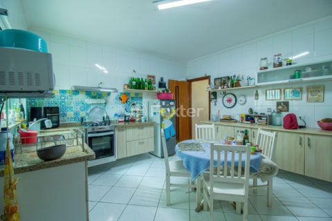 Image 11 - 1028941