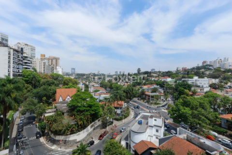 Image 16 - 1028942