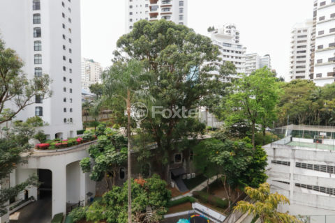 Image 46 - 1028942