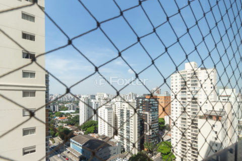 Image 13 - 1028951