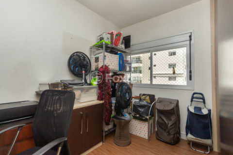 Image 32 - 1028951