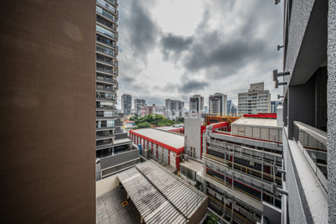 Image 20 - 1028959