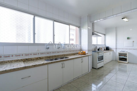 Image 34 - 1028964