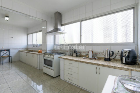 Image 32 - 1028964
