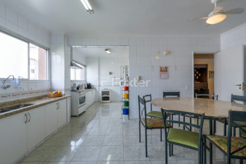 Image 30 - 1028964