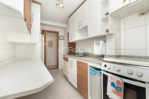 Image 11 - 1028976