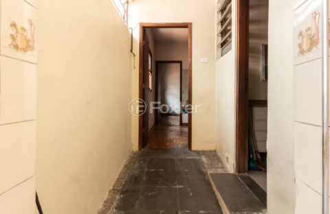 Image 8 - 1028978