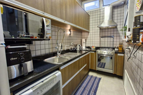 Image 11 - 1028981