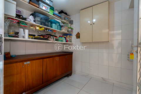 Image 28 - 1028982