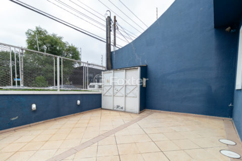 Image 37 - 1028989