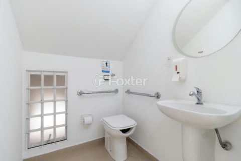 Image 9 - 1028989