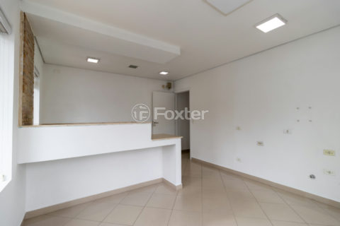 Image 7 - 1028989