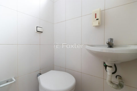 Image 30 - 1028989