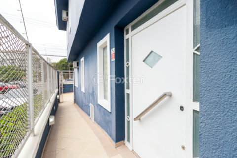 Image 34 - 1028989