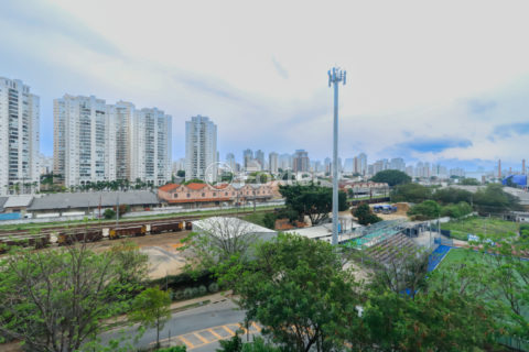 Image 22 - 1028993