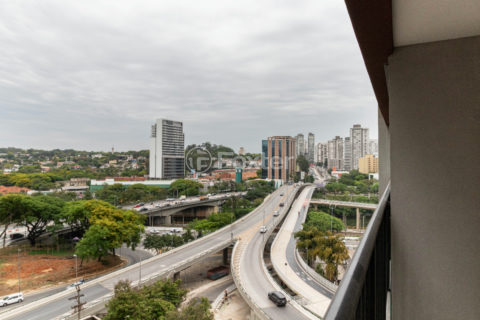 Image 9 - 1028994