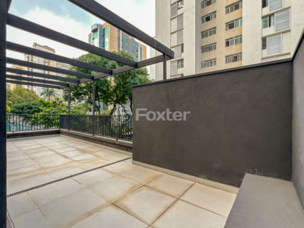 Image 32 - 1028996
