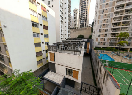 Image 40 - 1028996