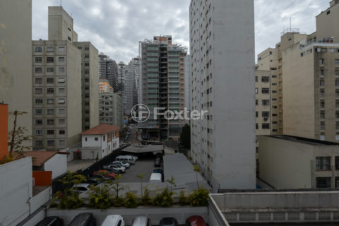 Image 13 - 1028998