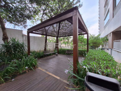 Image 61 - 1029000