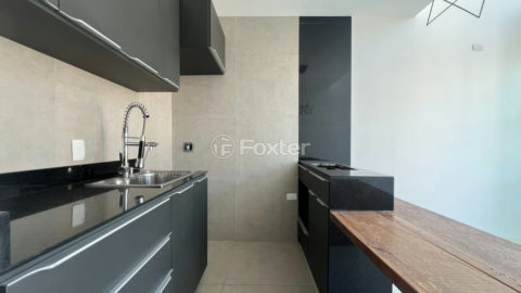 Image 4 - 1029001