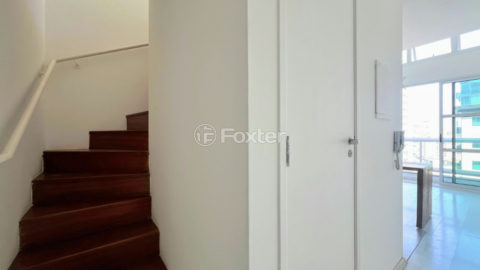 Image 22 - 1029001