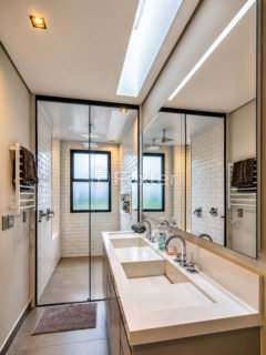 Image 21 - 1029009