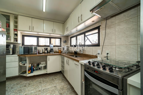 Image 42 - 1029011