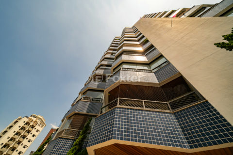Image 86 - 1029011