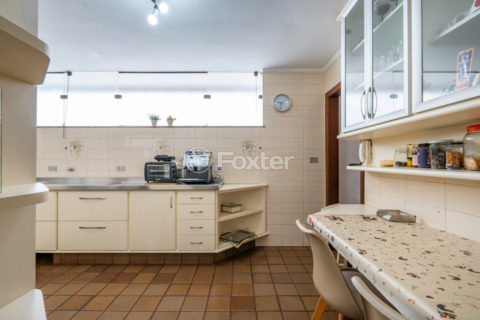 Image 29 - 1029035