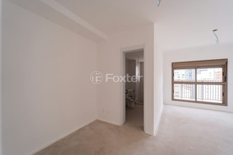 Image 30 - 1029046