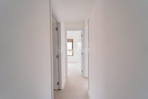Image 29 - 1029046