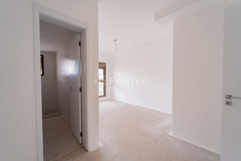 Image 31 - 1029046