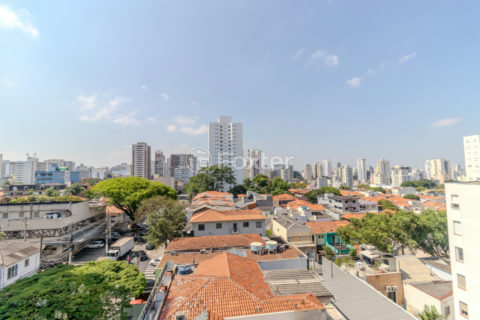 Image 18 - 1029052