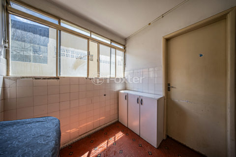 Image 22 - 1029056