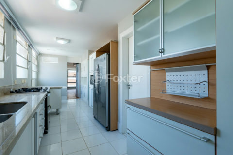 Image 42 - 1029058