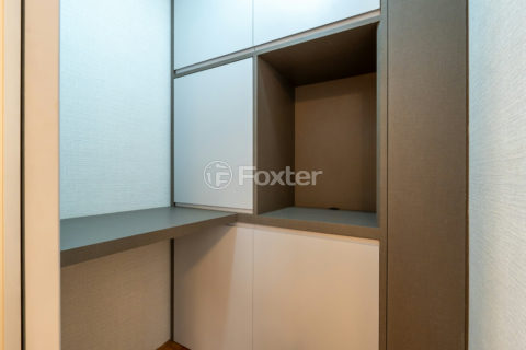 Image 38 - 1029058